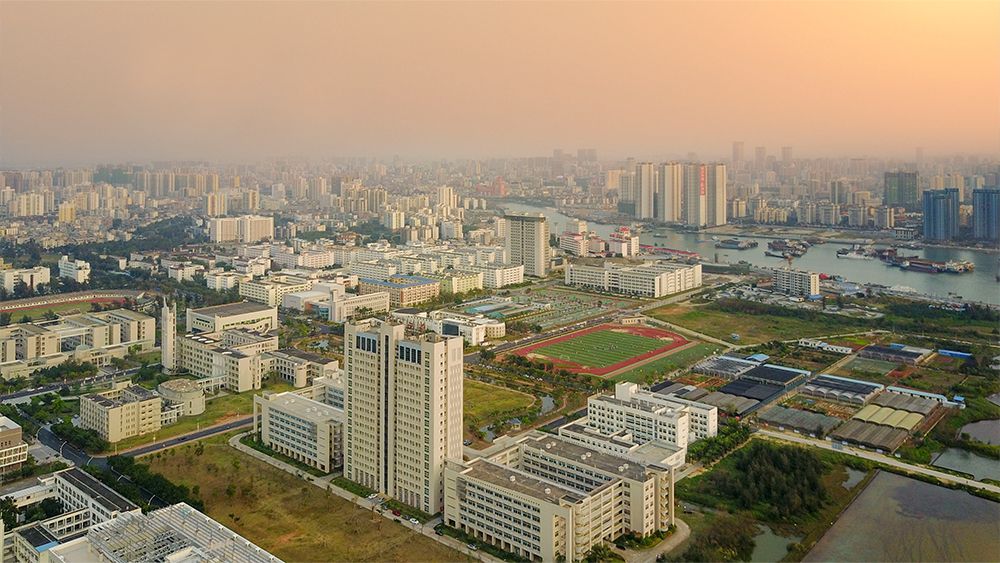 校区鸟瞰图